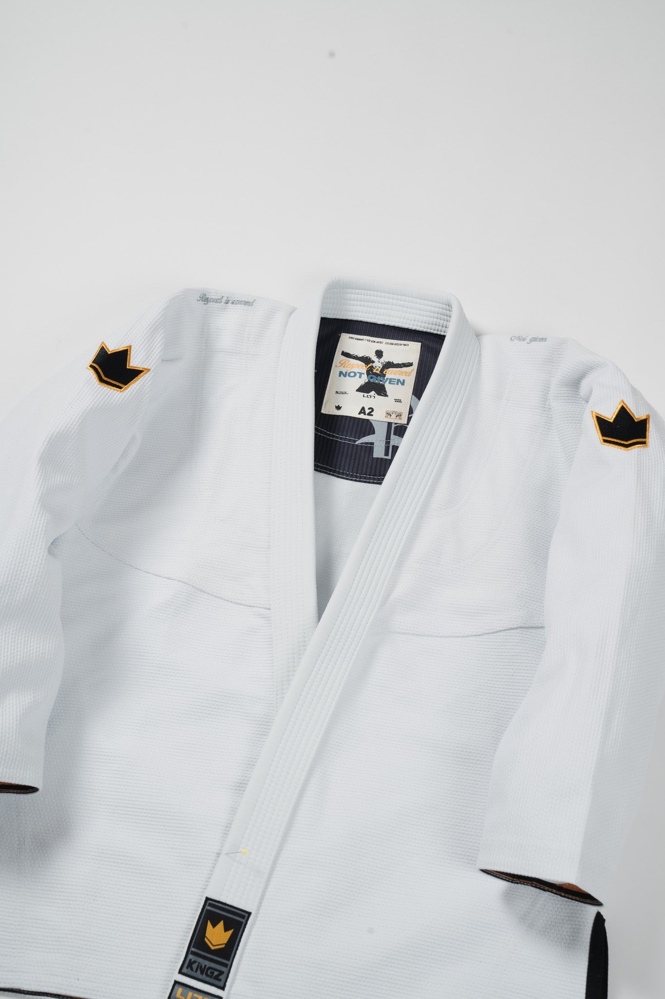 Full Breakdown: The Ultralight 'Legends Never Die' Gi — Leandro Lo's Tribute