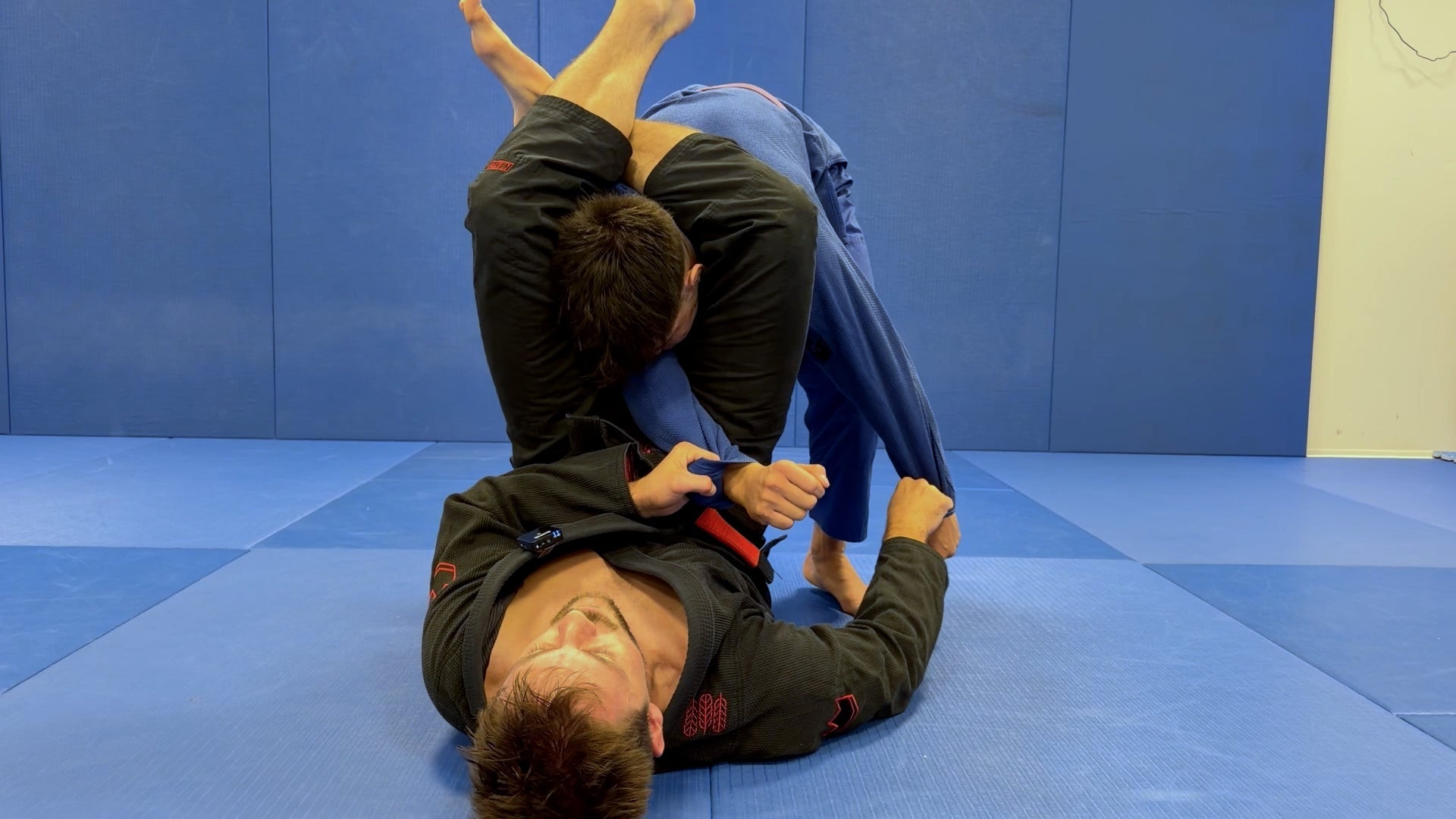 Triangle Choke: Complete Guide (Setups, Finishes, Escapes)