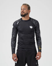 Kingz Ranked Performance V3 L/S Rashguard Black - Upper Body Front View Male Athlete Long Sleeve Crown Logo Patterned Sleeves KINGZ Performance Text Compression Fit