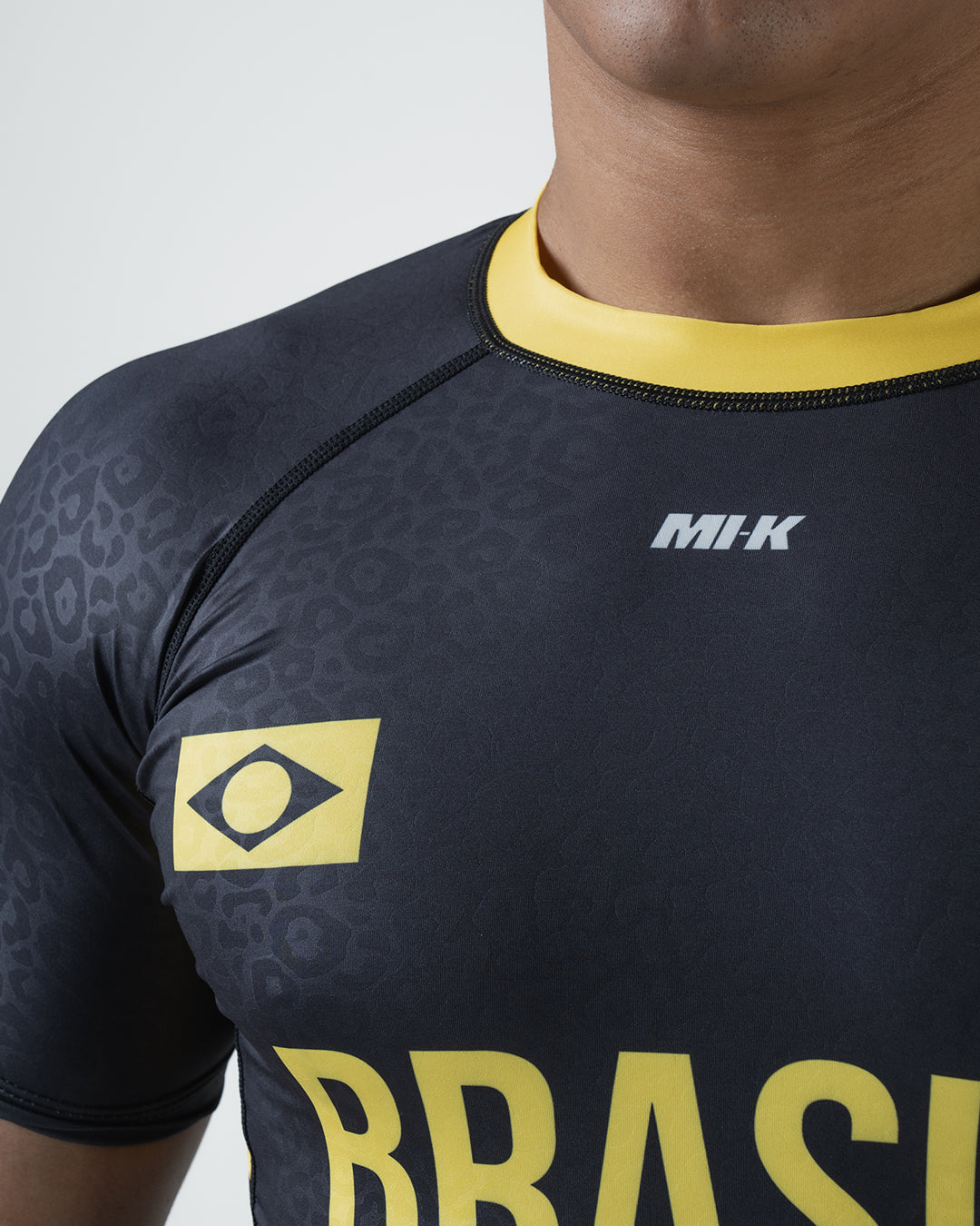 MI-K Roots Onça Pintada Rashguard